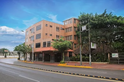 Hotel Arazá Hotel a 