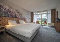 Fletcher Hotel - Restaurant de Zeegser Duinen Hotels in 