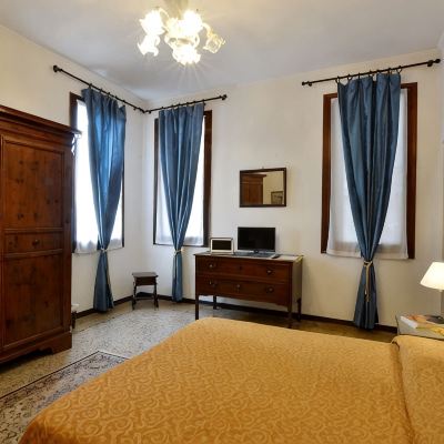 Standard Double Room Ca' Turelli Promo Code