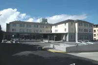 Rochestown Lodge Hotel โรงแรม Rochestown Lodge โรงแรมใน