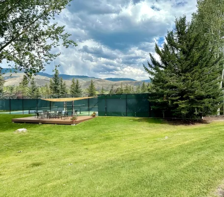 JUST REMODELED Beaver Creek mountain lux!  Heart of Arrowhead steps to ski lift.