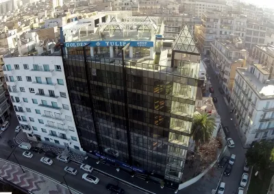 Hotel Adef โรงแรมใน