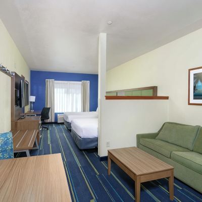 Deluxe Double Room Triple Play Resort Hotel & Suites Promo Code