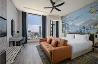 Fifth Avenue Hotel Hotels in 