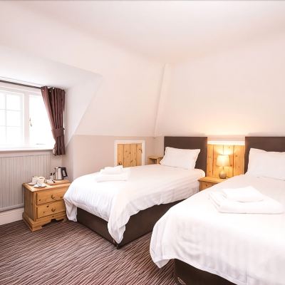 Twin Room Ensuite The Burley Inn Promo Code