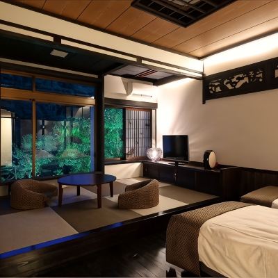 Crane Premium Room (Kuro Type) 古湯温泉　鶴の恩返し　よみがえりの宿　鶴霊泉 クーポン