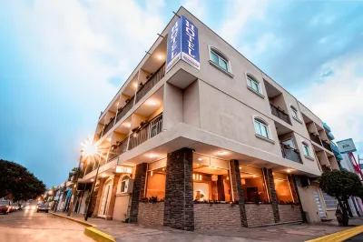 Hotel San Miguel, en El Centro - Desayuno Gratis Отели в г. 