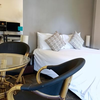 Double Room with Pool-Side Porch - Cozy Escape-Cabins Promo Code