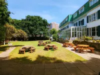 The Grove Hotel Hoteles en 