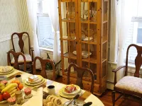 The Coolidge Corner Guest House: A Brookline Bed and Breakfast Hotels in Brookline