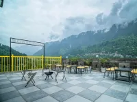 The Hosteller Old Manali, Manu Temple