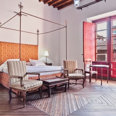 Deluxe Room Palacio Rejadorada Promo Code