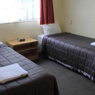 Two-Bedroom Apartment Coronation Court Motel Promo Code