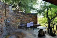 Motswiri Private Safari Lodge