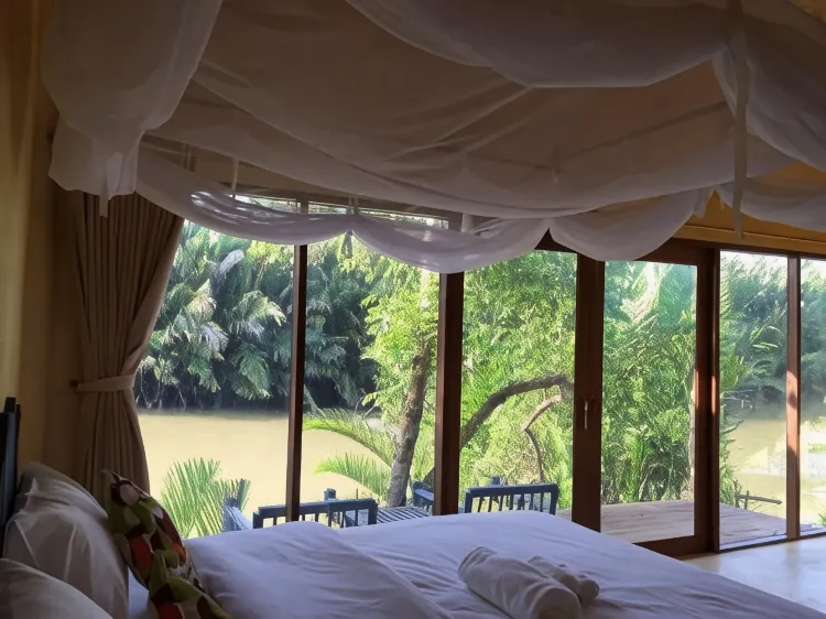 วิลลาพร้อมวิวแม่น้ำ