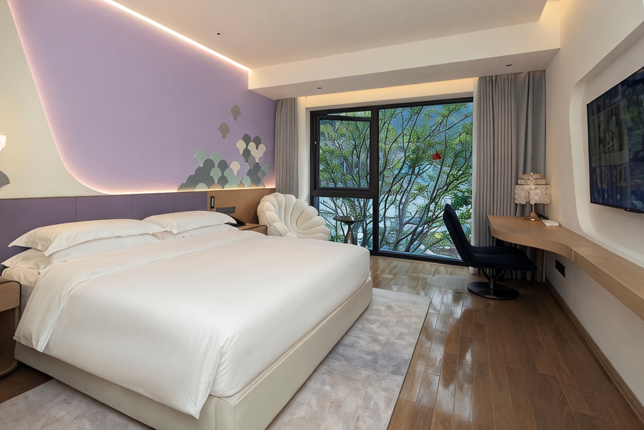 Queen Room With Mountain View