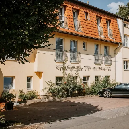 Strandhotel Vier Jahreszeiten Buckow
