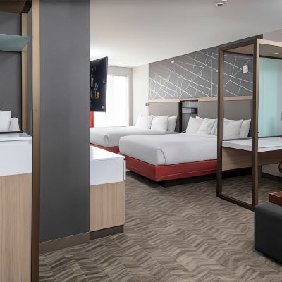 Suite, Multiple Beds (Hearing Accessible)