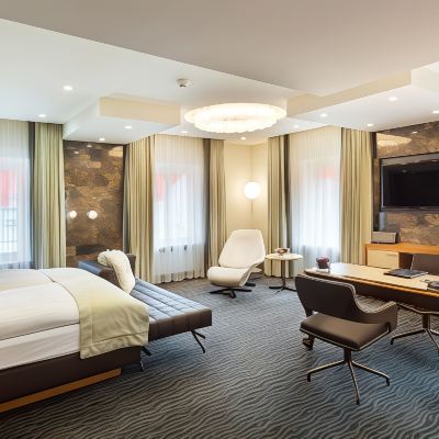 Senior Suite, 1 Bedroom Hotel St.Gotthard Zurich Promo Code