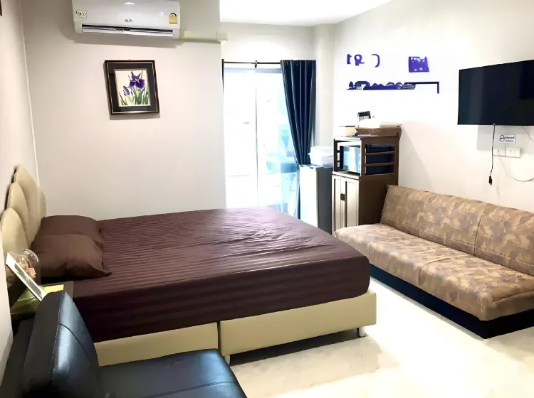 Standard Single Room (* Non-Smoking from 2021/04/01)