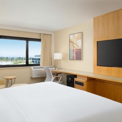 豪華特大床房 舊金山機場海灣希爾頓酒店優惠