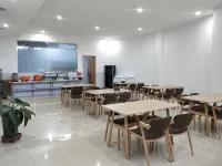 Junyi Chain Hotel (She County Government)
