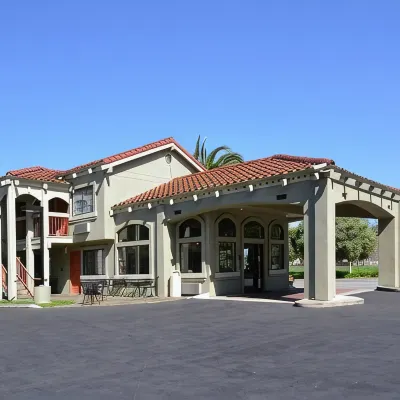 SureStay Plus by Best Western Santa Clara Silicon Valley サンタナ通り周辺のホテル