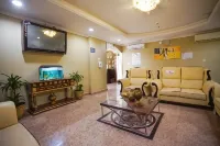 La Villa Hotel