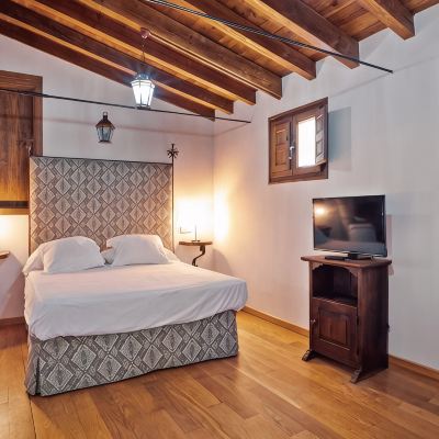 Standard Double Room Palacio Rejadorada Promo Code