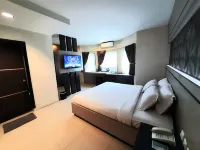 Alexander Hotel Tegal Hotels in Tegal