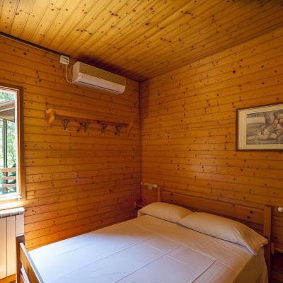 Chalet with Private Bathroom