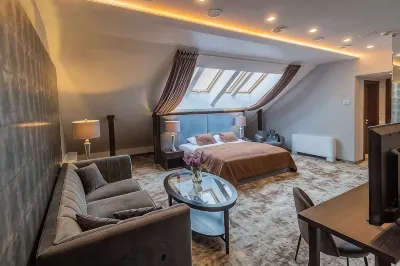 Old Mill Hotel Hotel di 