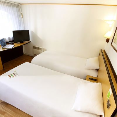 2 Single Beds-Room Next Generation