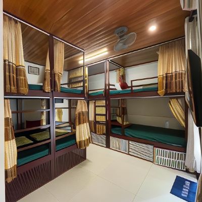 8 Bed Dormitory
