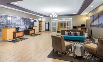 La Quinta Inn & Suites by Wyndham Houma