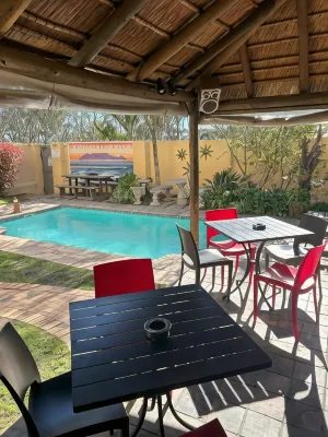 A Sunflower Stop Backpackers Hotels in 
