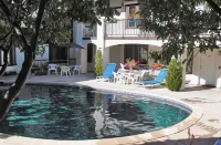 St Moritz Lodge and Condominiums