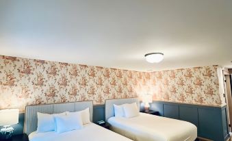 Stonehurst Manor Including Breakfast and Dinner - Housity