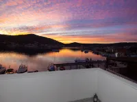 Seafront villa Kupinica with private indoor Pool Hotels in Vinisce