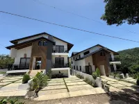 Casita Curtis- luxurious 6-bedroom villa inside HACIENDA CAMPO VERDE w- WiFi, AC Hotels in 