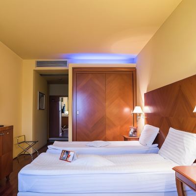 Executive Double or Twin Room with City View