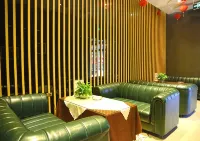 Junyu Boutique Hotel (Wanyuan Railway Station)