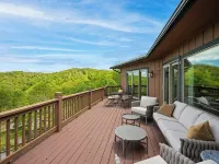 Sunrise Views + Hot Tub + Fire Pit - Near Hawksnest Hotels in Seven Devils
