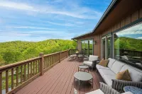 Sunrise Views + Hot Tub + Fire Pit - Near Hawksnest