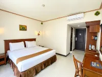 Yusro Hotel Restaurant & Convention Hotel a Peterongan