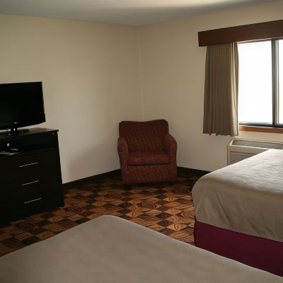 One Bedroom Suite with 2 Queen Beds-Non-Smoking