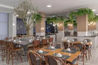 Mogano Premium Hotel - Eletroposto