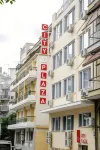 City Plaza Apartments & Rooms Hotel a 