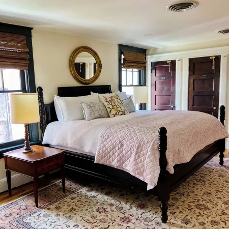 The Wedgewood Inn / Historic Frederick Maryland Отели в г. Фредерик