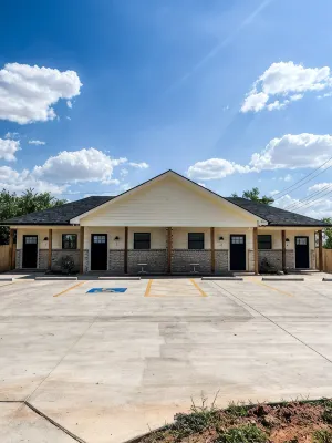 Elegant studio near downtown